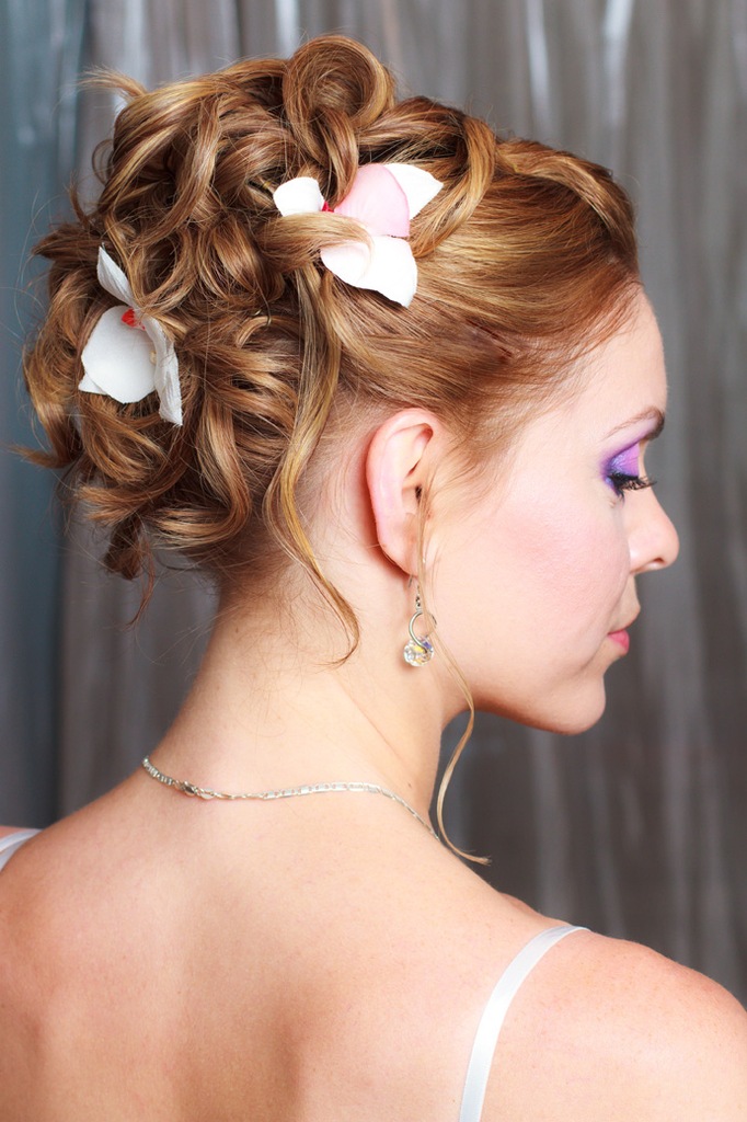 wedding party hairstyles Wedding  Wedding Beauty Tips Bridal Hair Styles